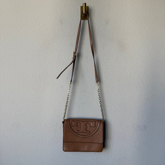 Tory Burch All-T Leather Crossbody Bag - Picture 2 of 10